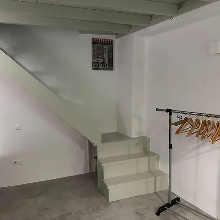 Nikolettas House Apartman Párosz